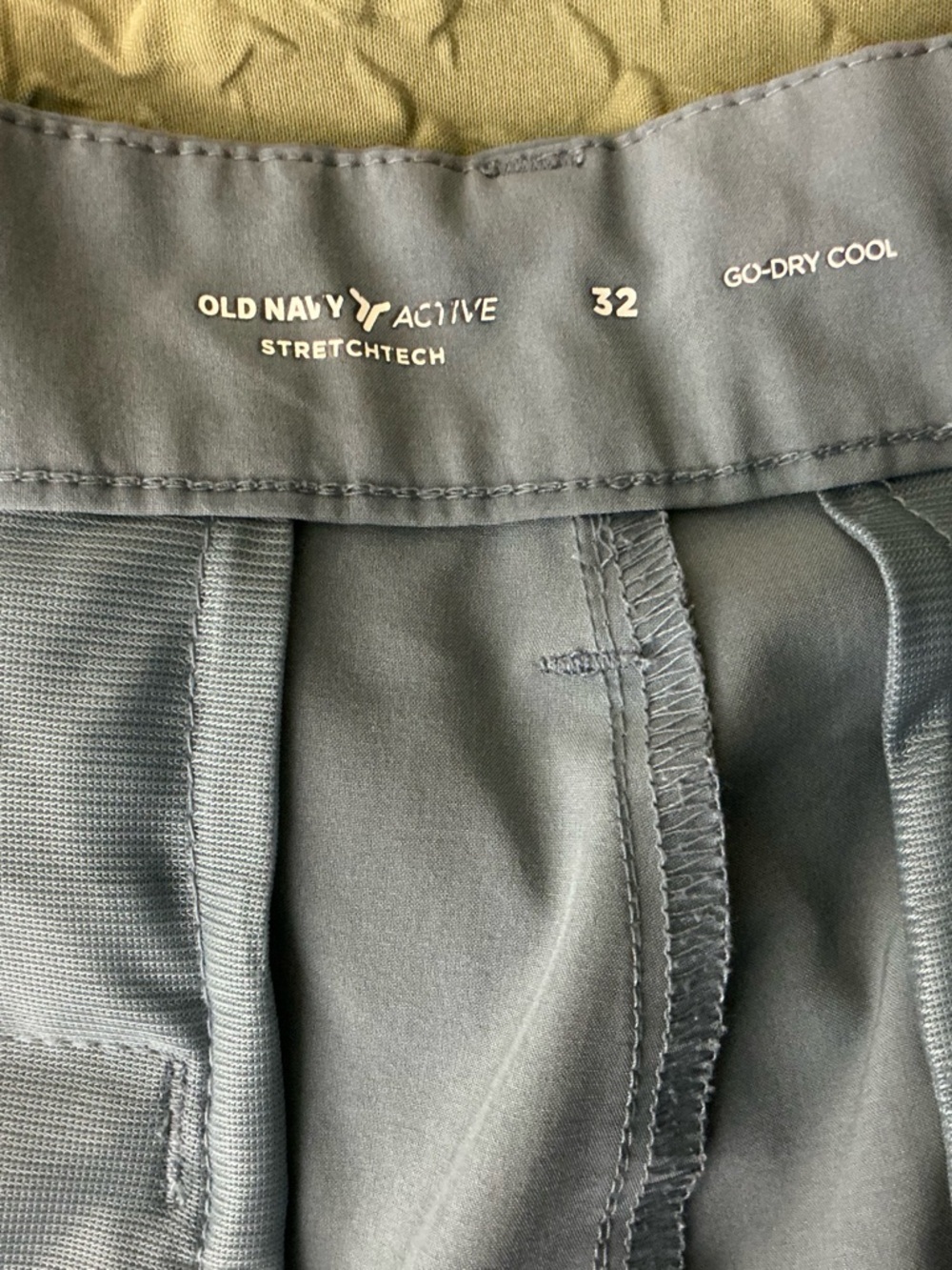 Old Navy Men's Flat-Front Shorts in Slate Blue - Picture 9 of 9